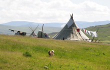 ROSJA, Ural Polarny Gdzieś na końcu świata - namiot koczowników nazywany Czum