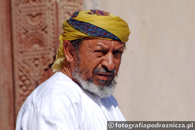 Omańczyk w tradycyjnym stroju